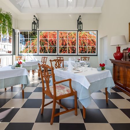 Quinta Jardins Do Lago Funchal  Exterior photo Restaurant