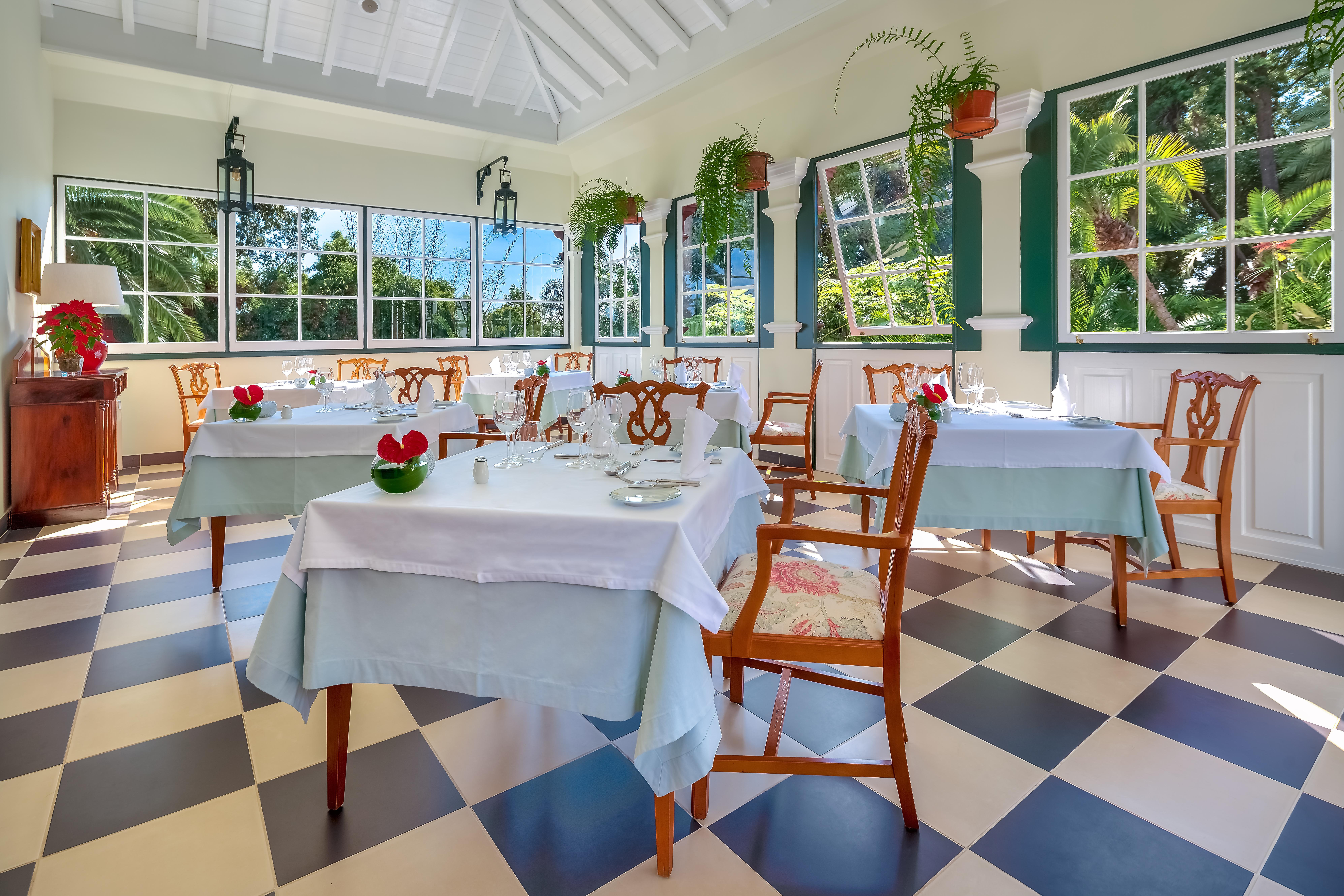 Quinta Jardins Do Lago Funchal  Exterior photo The restaurant at the hotel